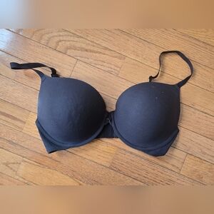 SKIMS Black Women's Bra